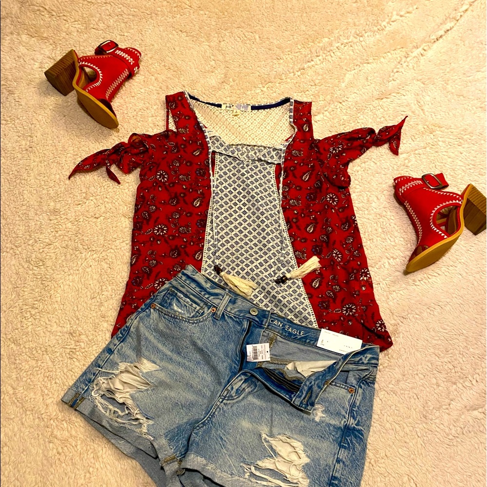 AE mom shorts size 8, never worn new with tags $20